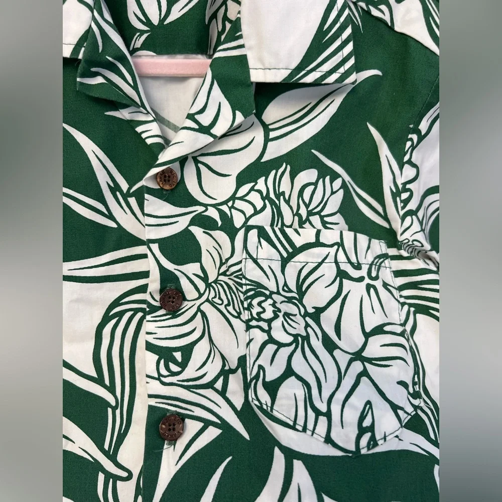 Traded Boys RJC Hawaii aloha shirt / Hawaiian shirt. Made in Hawaii. Green/White - Picture 3 of 5